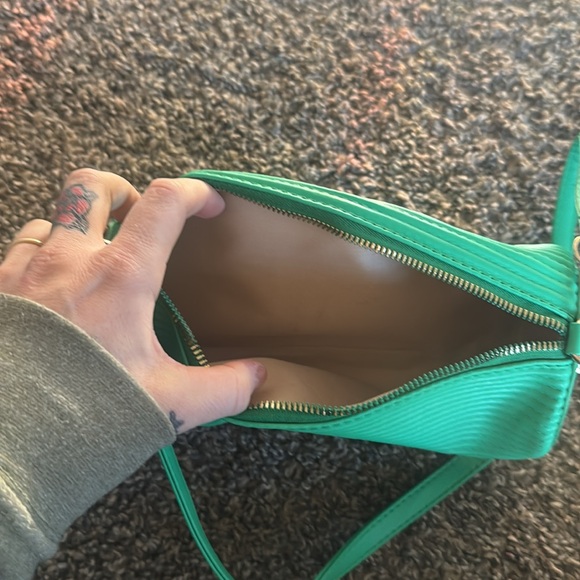 Urban outfitters micro purse - Picture 3 of 3